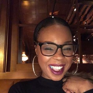 Meet your Posher, Kay